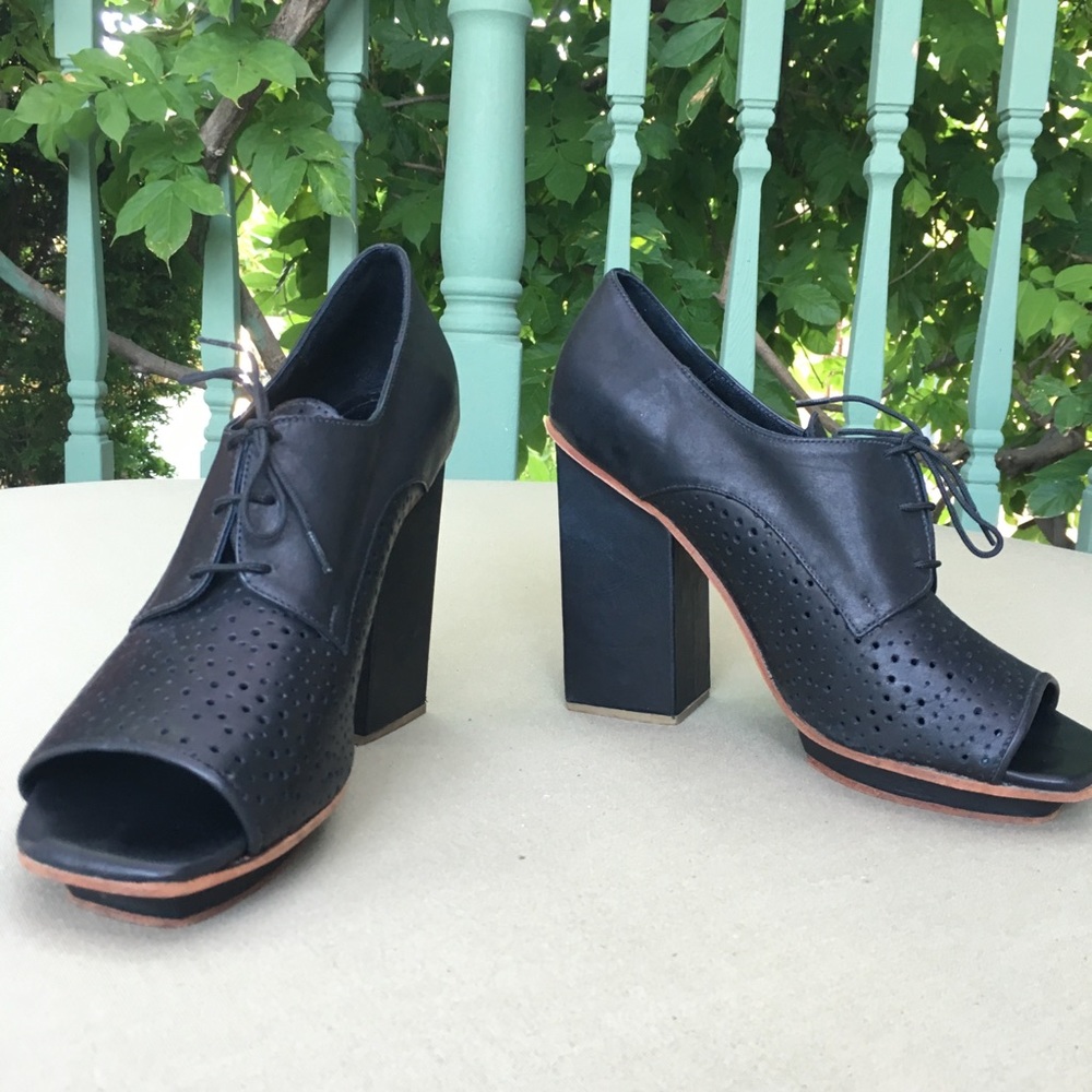Rachel Comey black leather block heel sandals